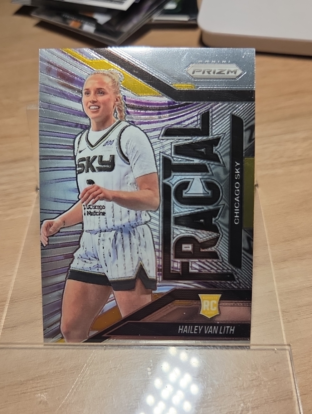 2025 Panini Prizm Hailey Van Lith Fractal RC